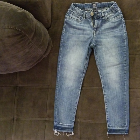 ⛔️SOLD⛔️Gap super skinny skimmer ankle destructed - Picture 1 of 3